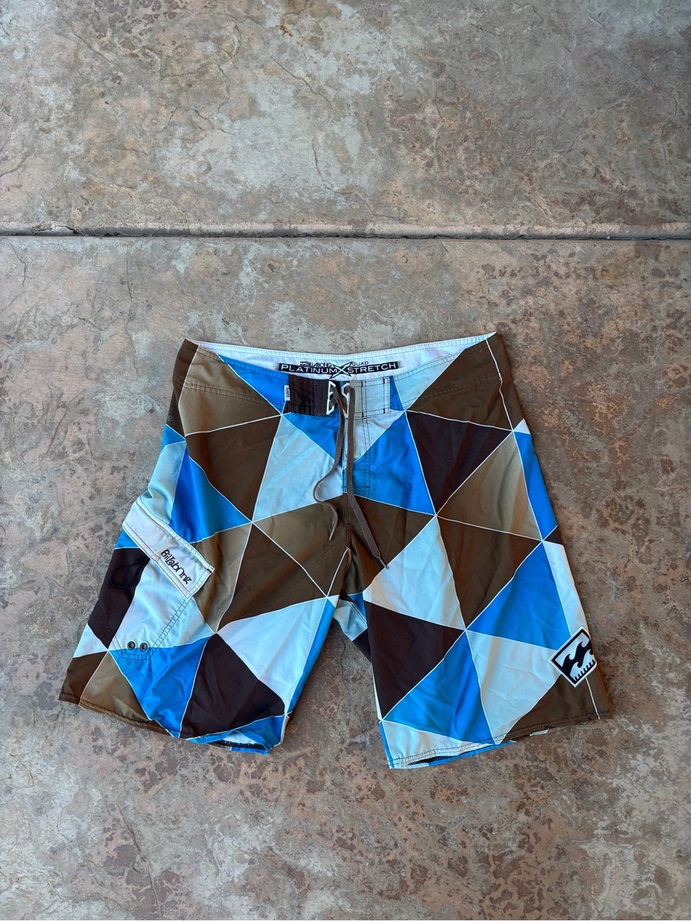 Billabong Y2K Men’s Blue, Whiteb & Brown Triangular Pattern Boardshorts